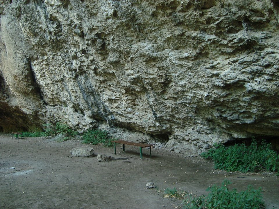 Krushunskiye Waterfalls景点图片