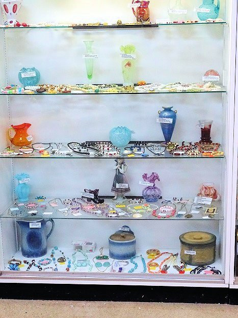 Exhausted Rooster Antique Mall-Morganton必去景点