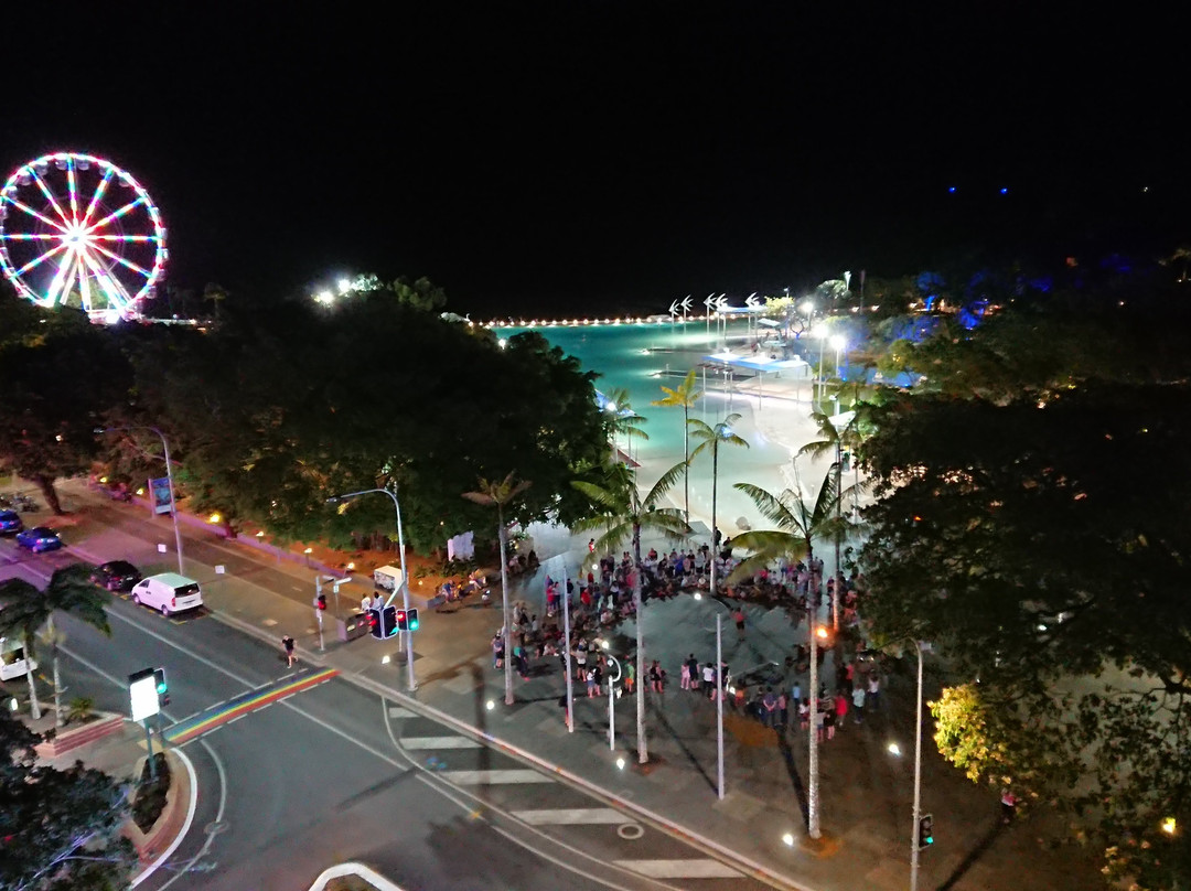 曼特拉海滨大道酒店主图