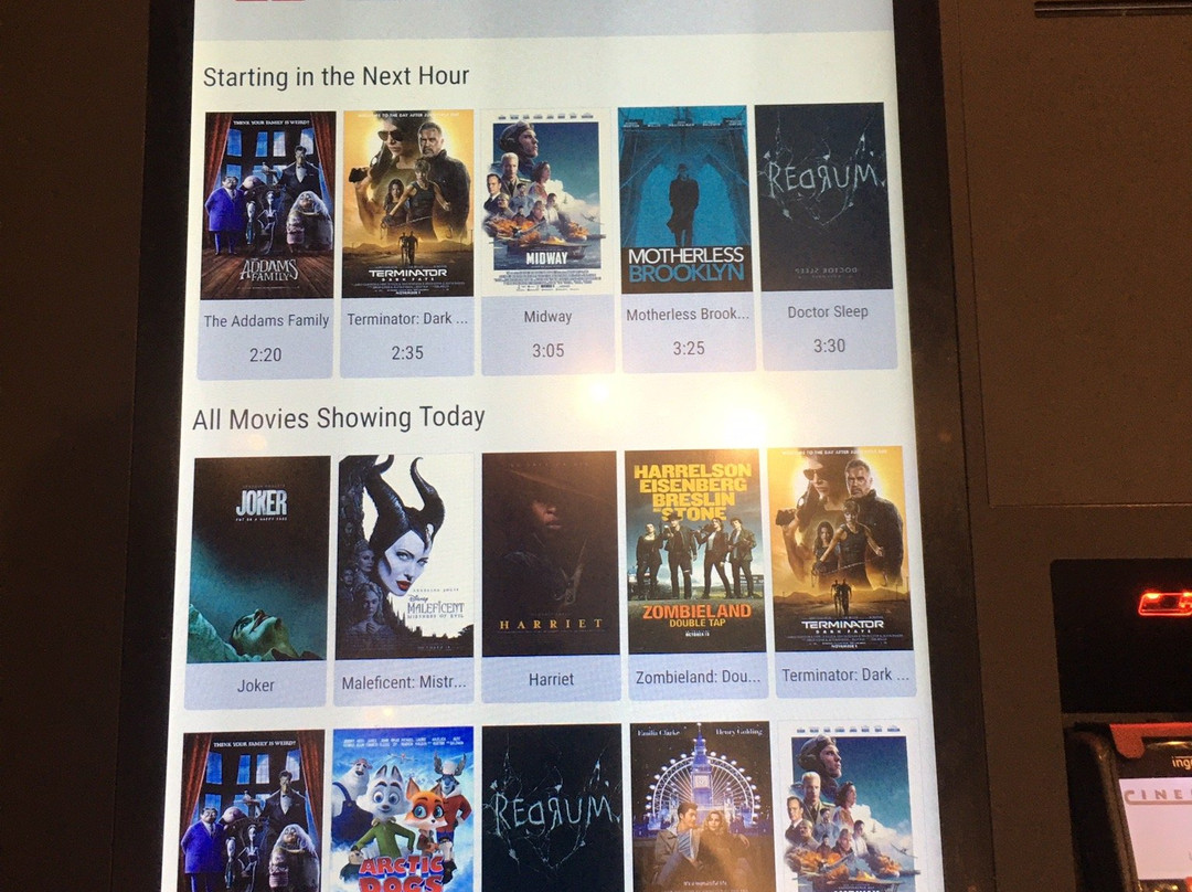 Cinemark Jess Ranch-Apple Valley必去景点