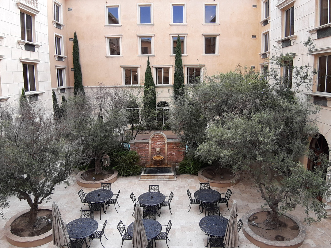 曼哈顿海滩艾尔斯酒店主图