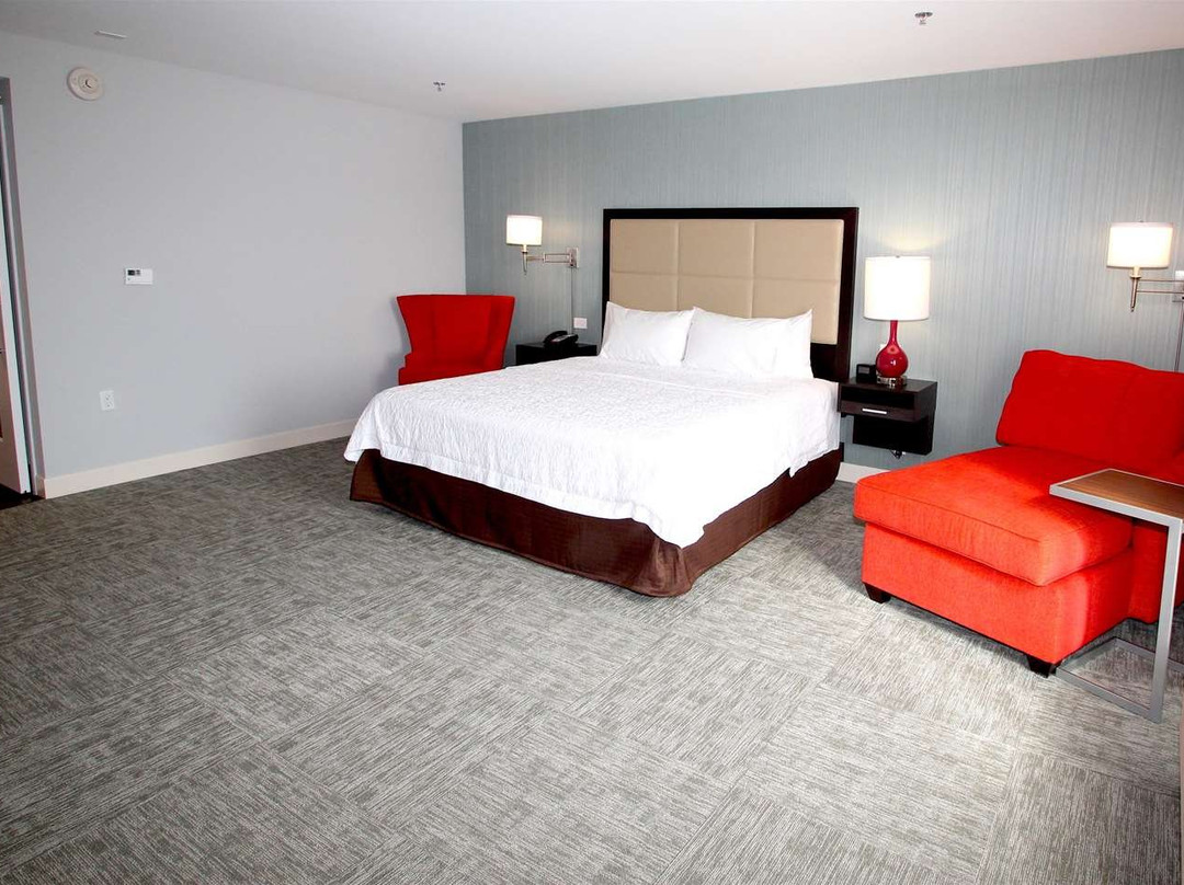 Hampton Inn Suffolk主图