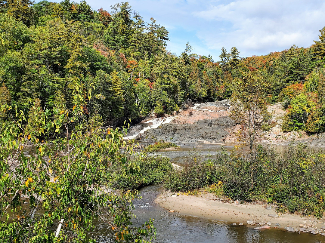 Chippewa Falls-Batchawana Bay必去景点