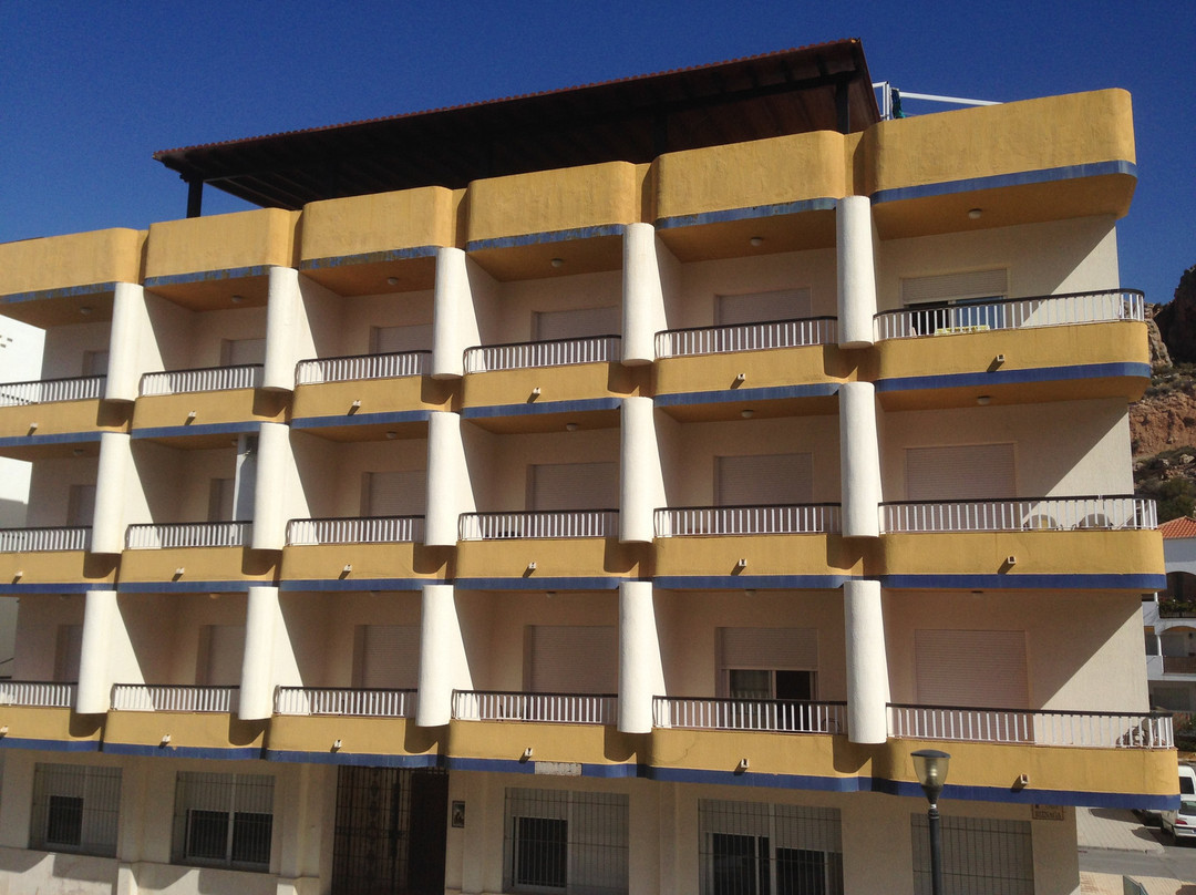 卡拉宏达码头旅馆主图