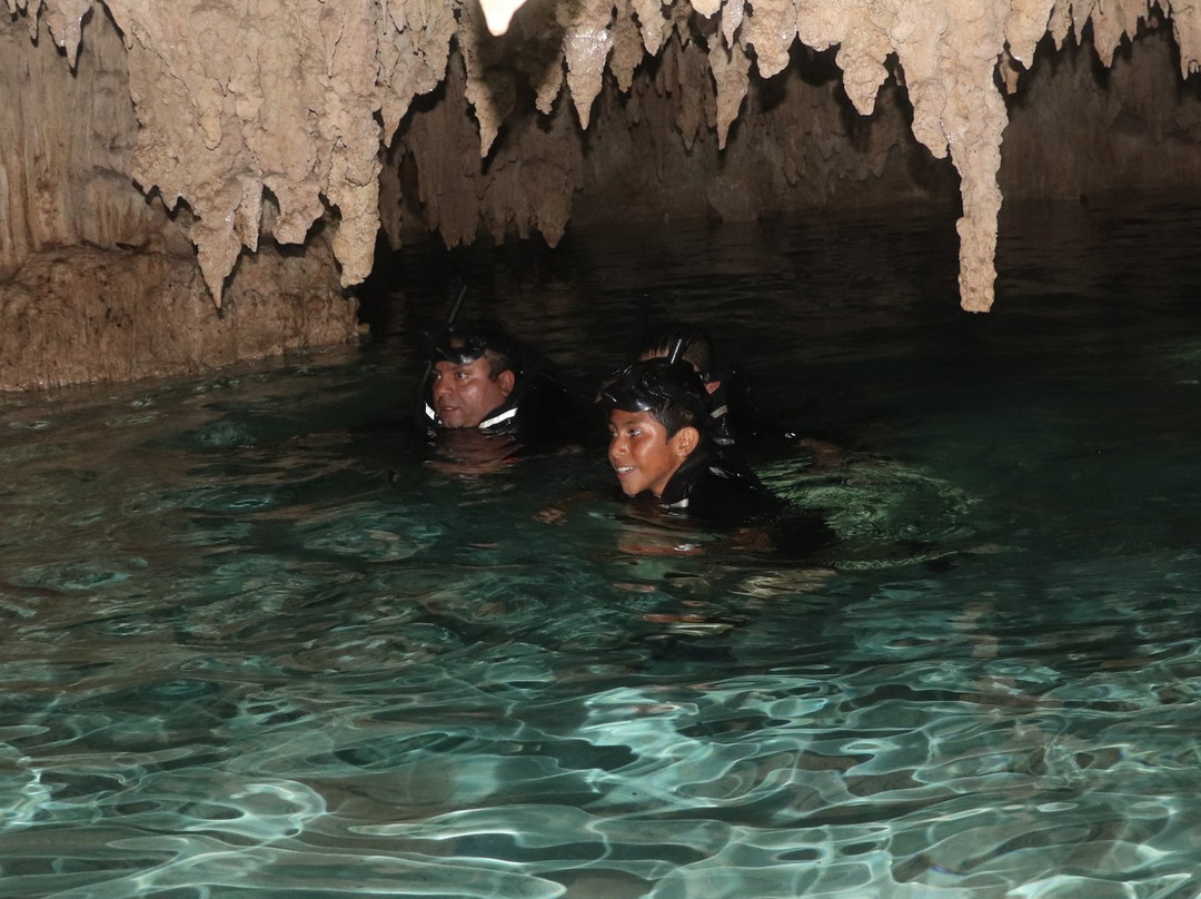 Cenote Chaak Tun景点图片
