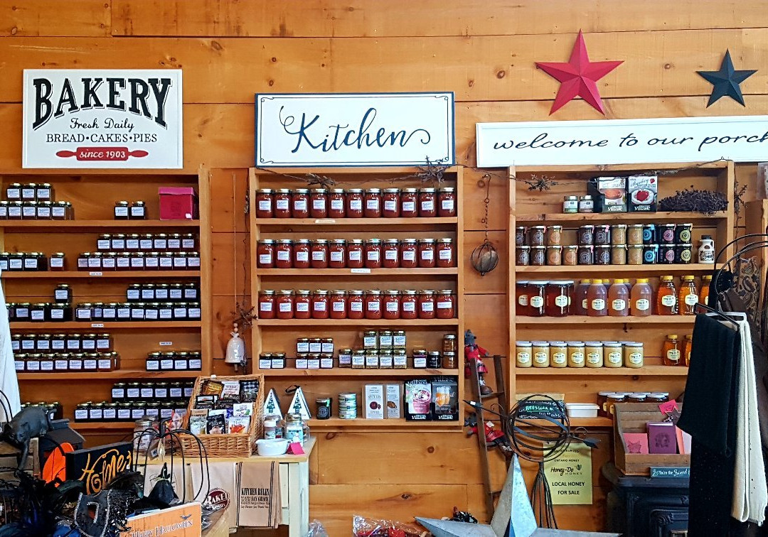 Twin Pines Orchards & Cider House景点图片