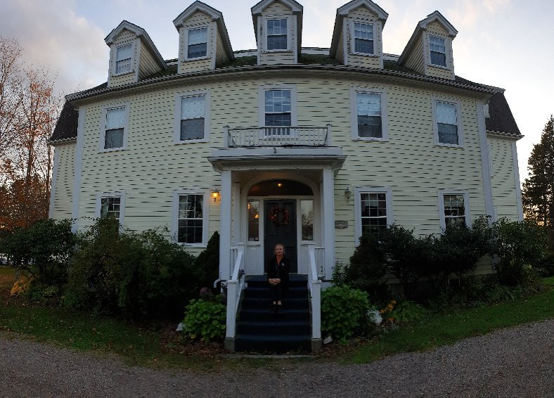 DesBarres Manor Inn主图