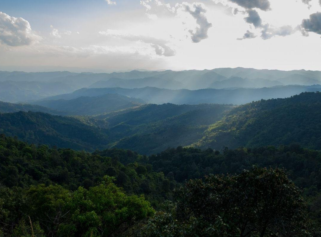 Myanmar Trekking &​ scooter tours in Kyaukme, Car tours and rental with Thura景点图片