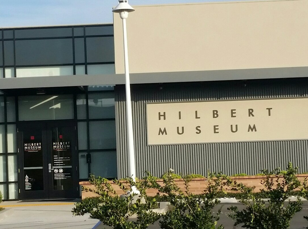 橘子郡旅游景点-Hilbert Museum of California Art