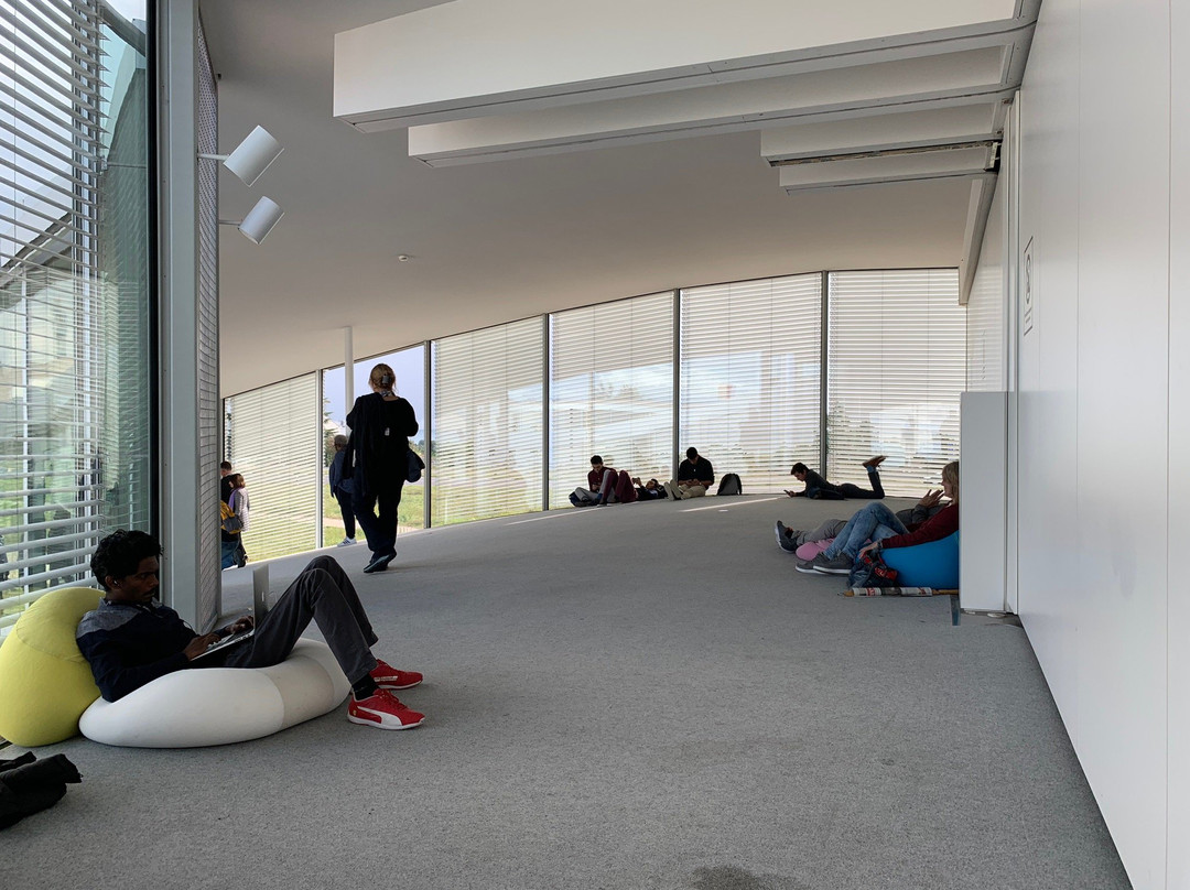 Rolex Learning Center EPFL-洛桑必去景点