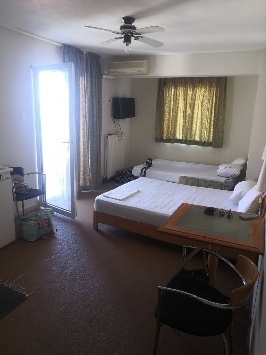 Happy Days Hotel Christina主图