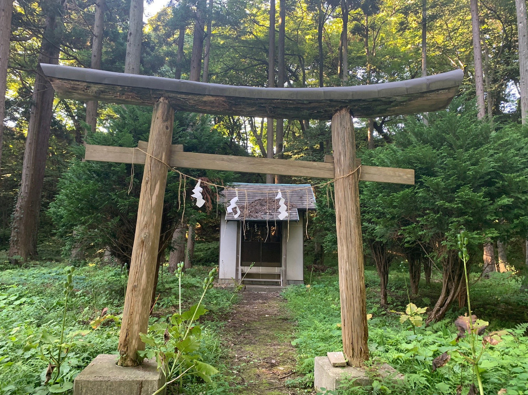 Shirataki Shrine景点图片