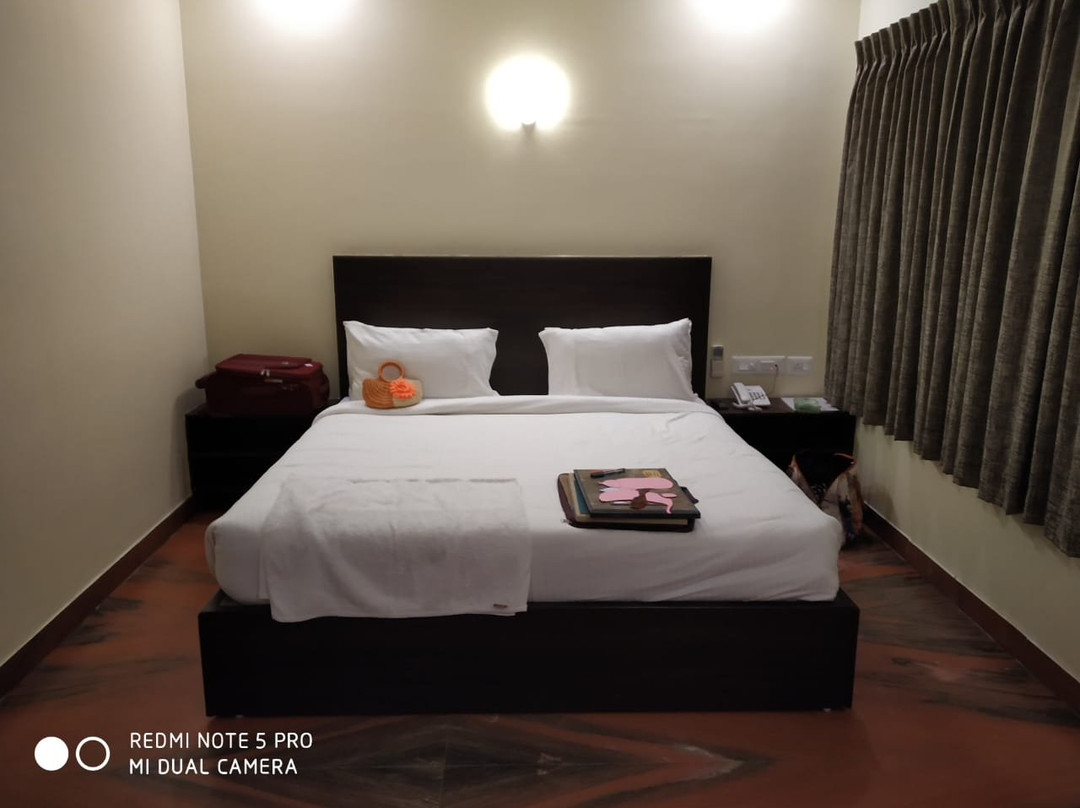 The Acacia Park主图