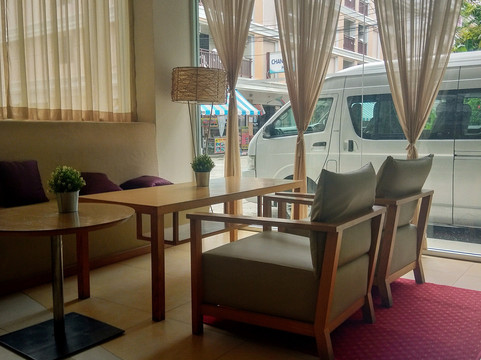 芭东阿什利广场水疗酒店主图