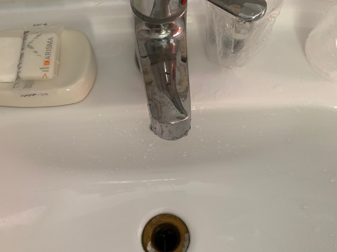 翁贝托酒店主图