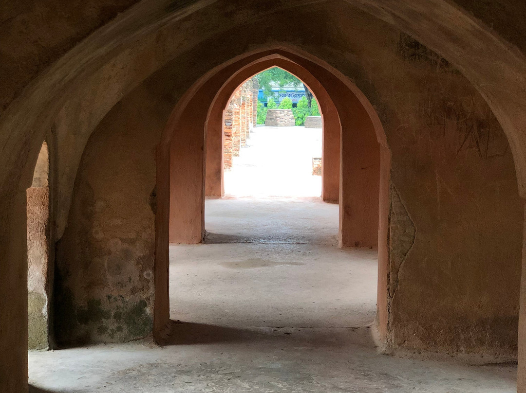 Katra Masjid景点图片