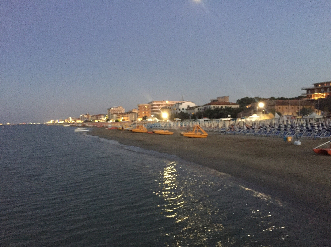 Spiaggia Di Levante-切塞纳蒂科必去景点