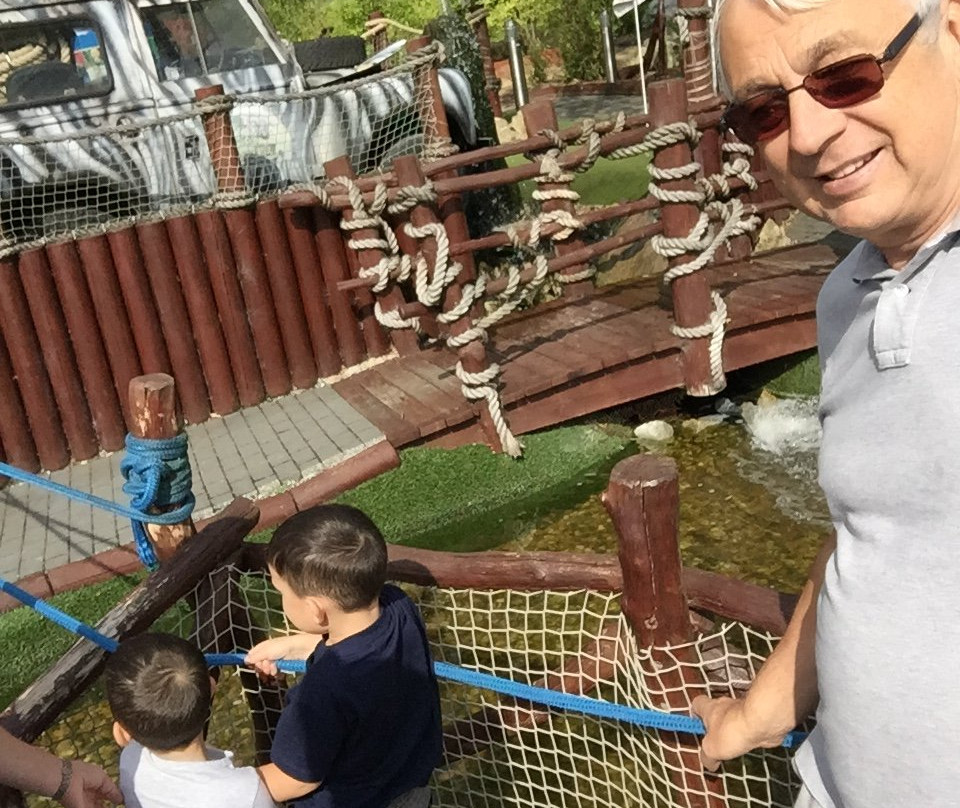 Rascal Bay Adventure Golf To A Tee-布伦特伍德必去景点