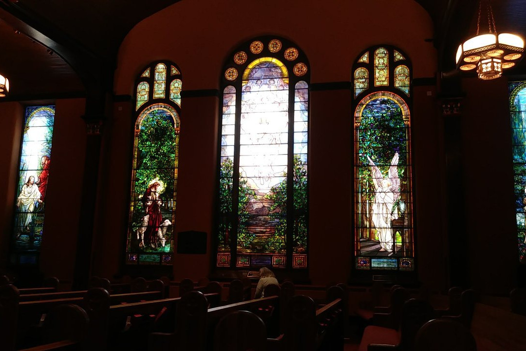 St. Luke's United Methodist Church-迪比克必去景点