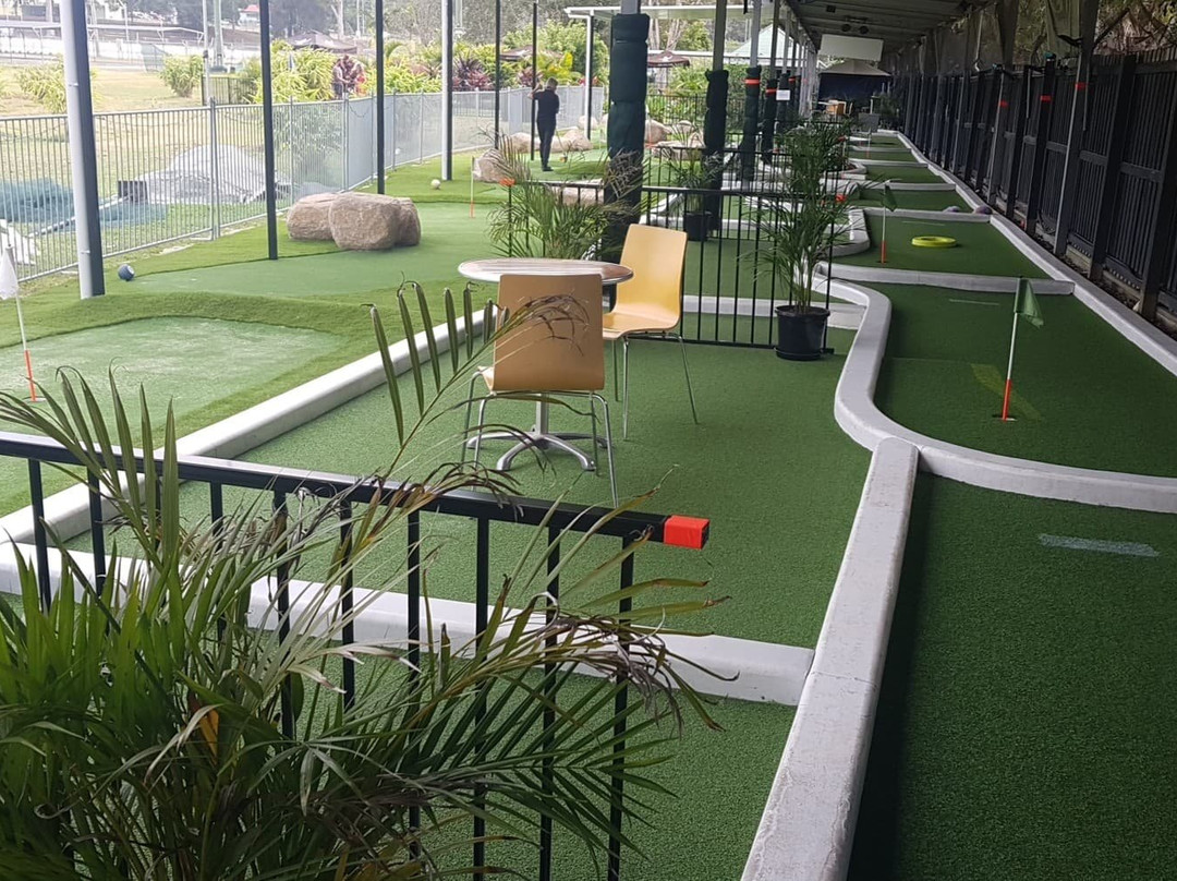 Mt. Gravatt Mini Golf景点图片