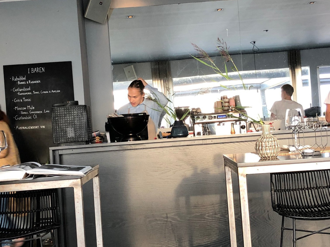 Djupvik Hotel主图