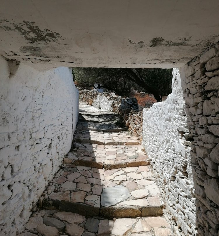 Poulati景点图片