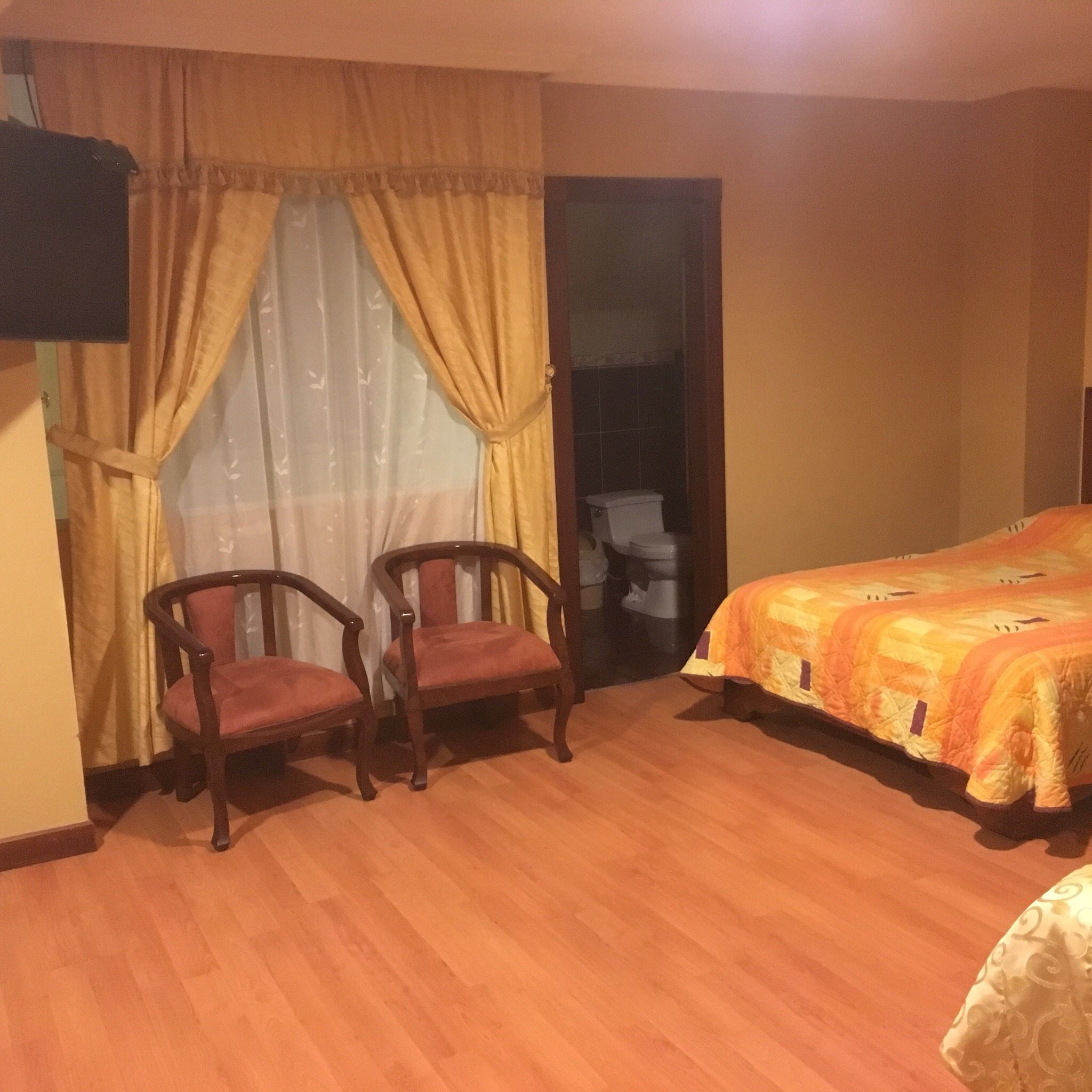 Floy's International Hotel-官方