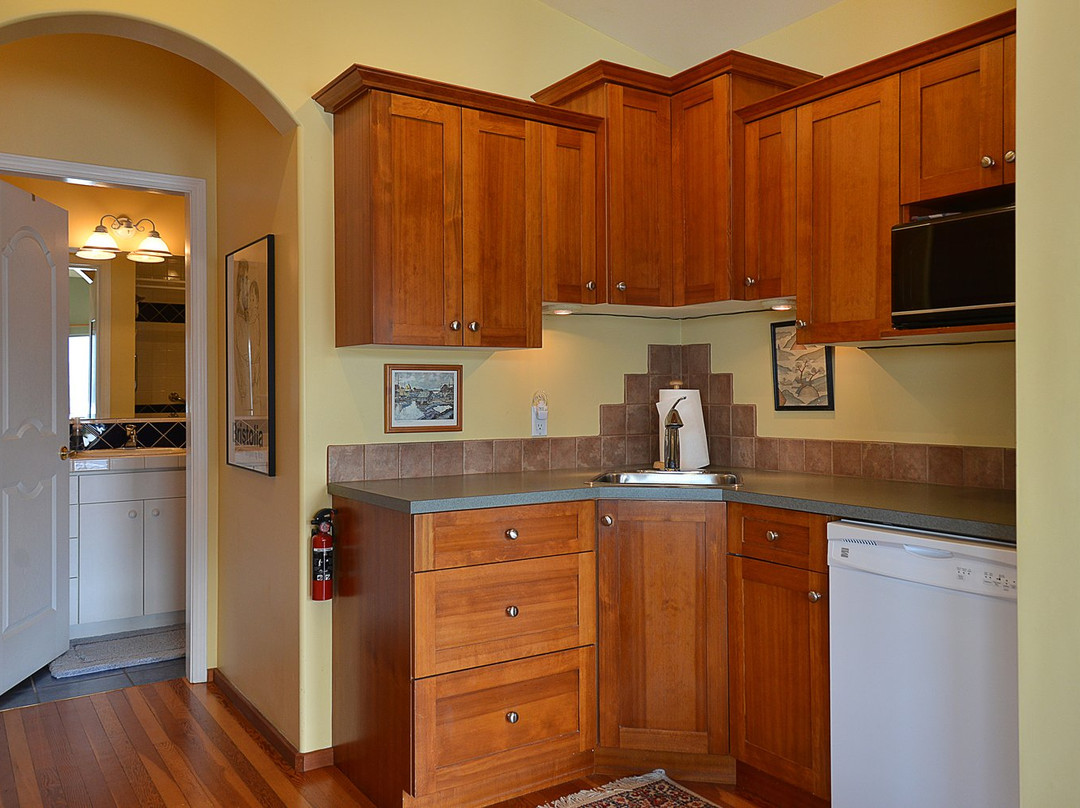 Granthams Landing旅游攻略图片