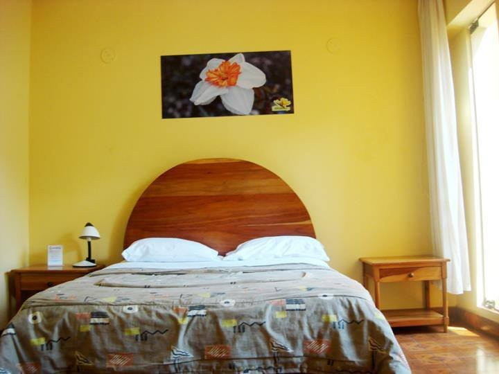 Hostal Mercedes I