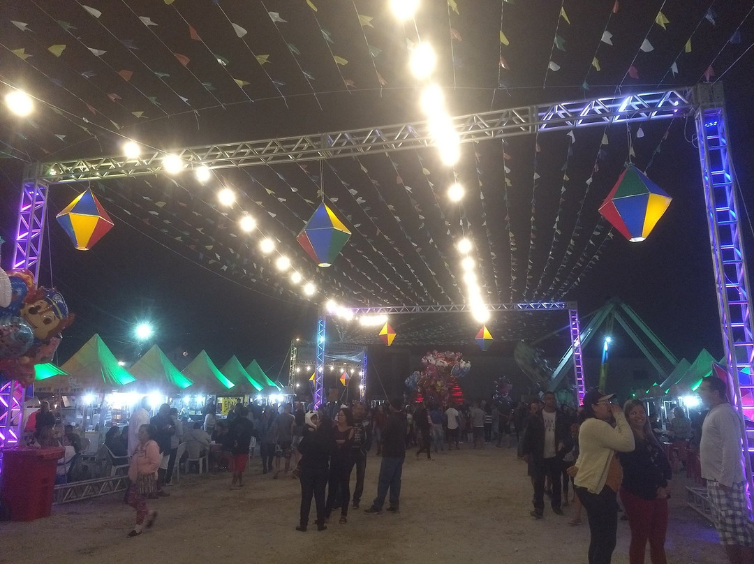 Praia de Cordeirinho-Marica必去景点