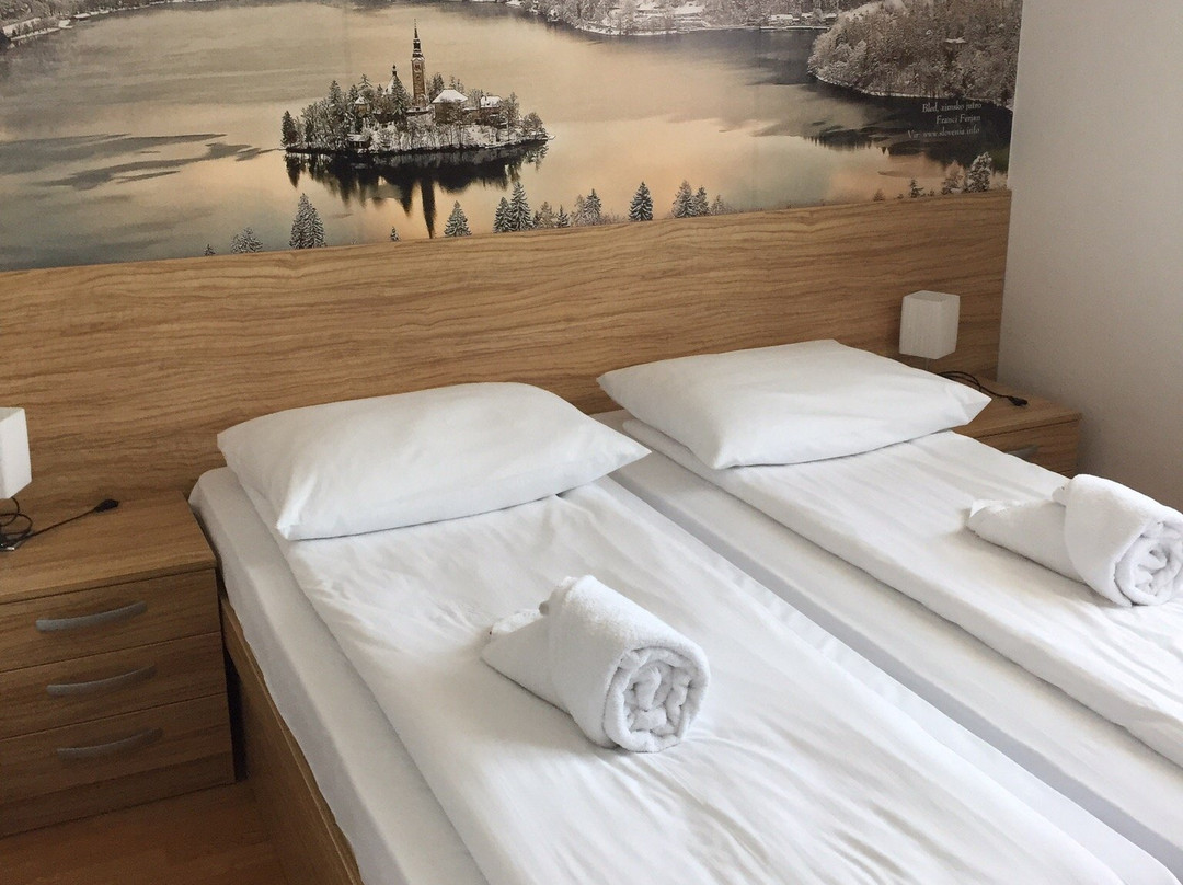 B&B By The Way主图