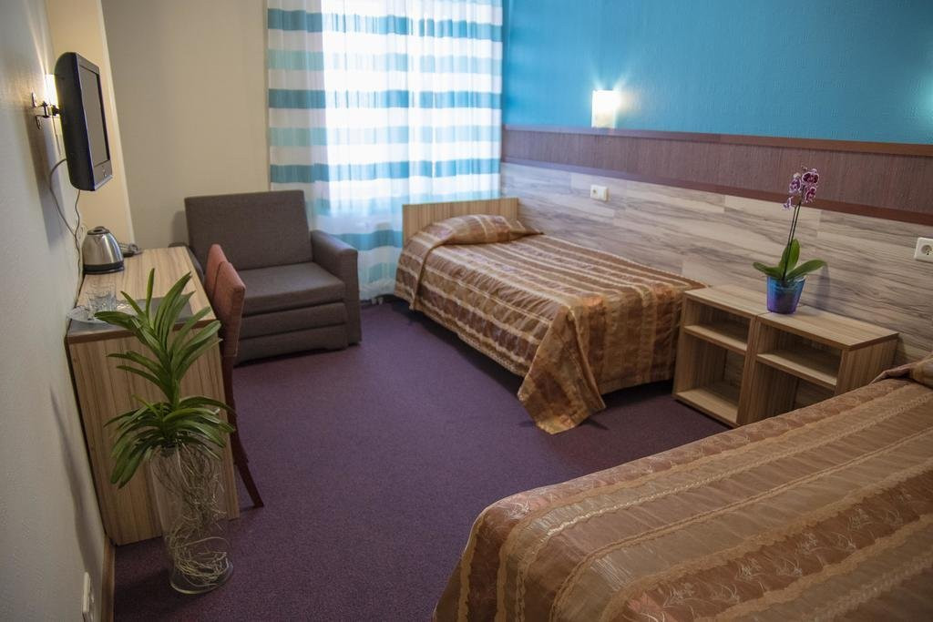Zarechnaya Hotel主图