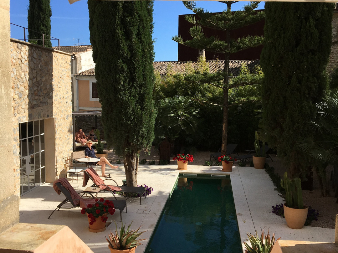 亚尔坦精品酒店 - 限成人主图