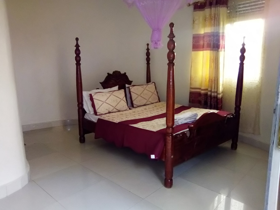 Marphie Hotel Rukungiri主图