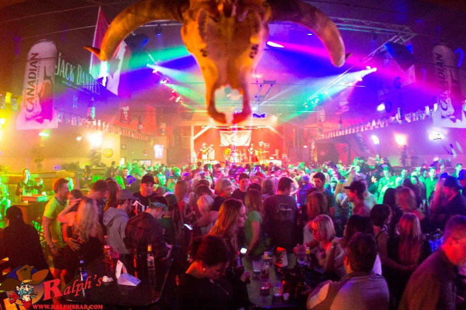 Ralph's Texas Bar & Steak House-梅迪辛哈特必去景点