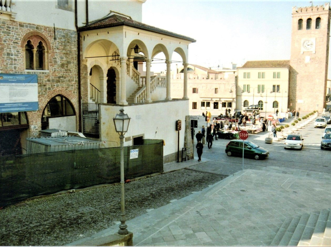 Palazzo e Loggetta del Monte di Pietà景点图片