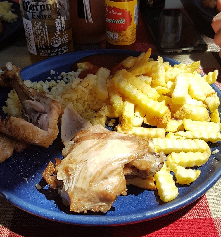 Tonaya餐馆和美食-La Villa Restaurant Bar