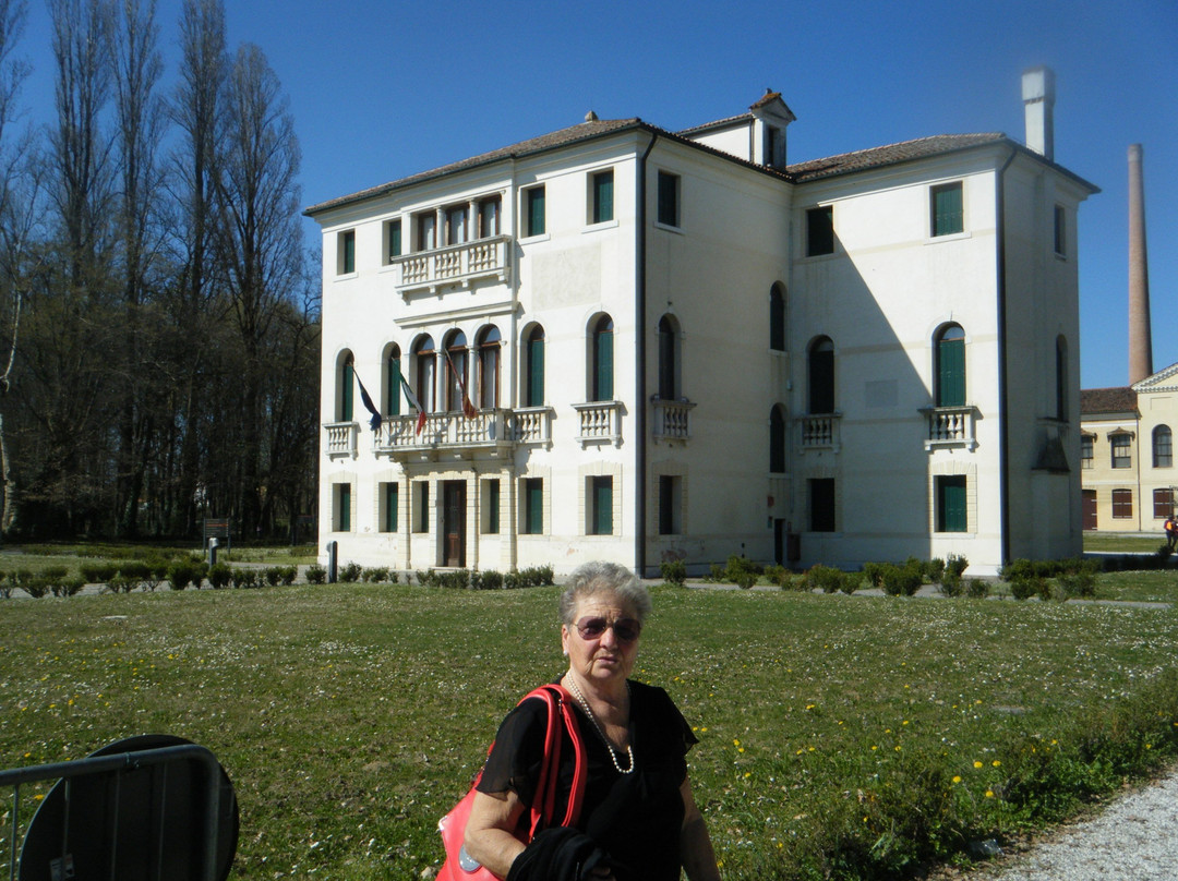 Villa Donà dalle Rose, Romanin Jacur-Salzano必去景点