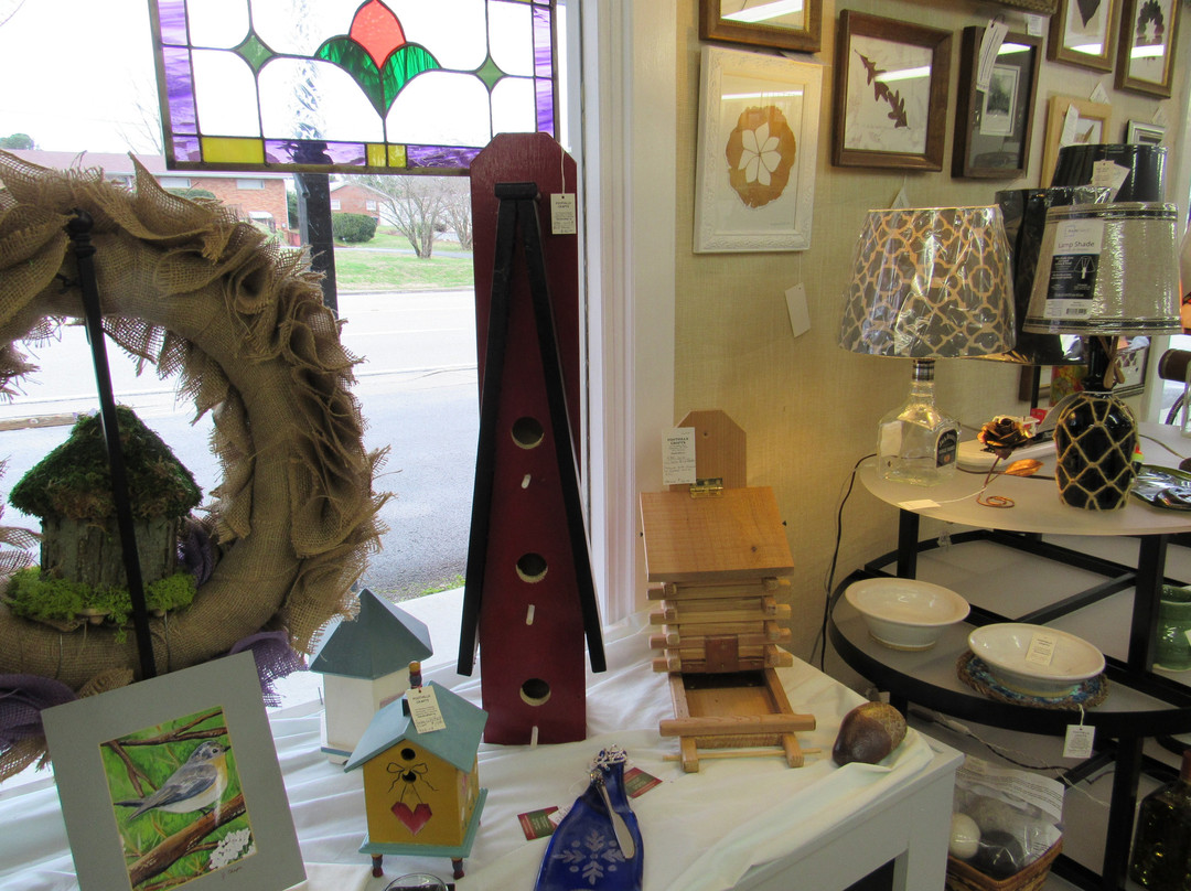 Foothills Craft Shop景点图片