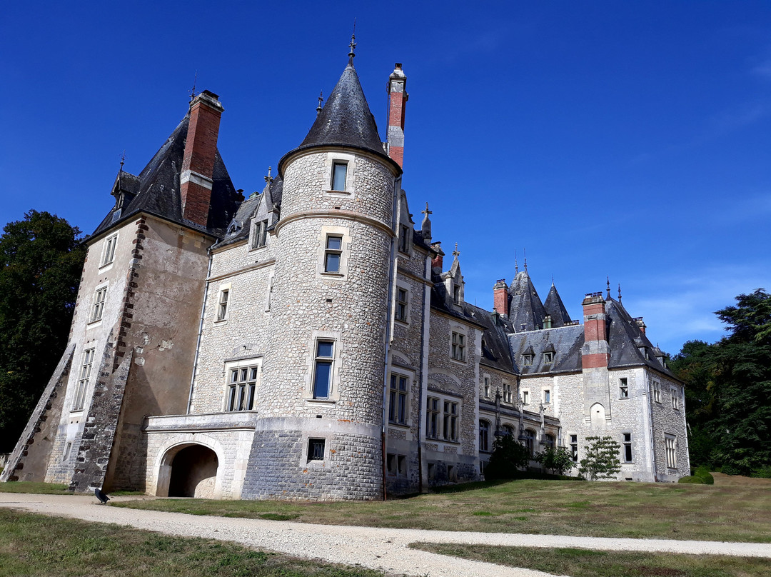 Montrouveau旅游攻略图片