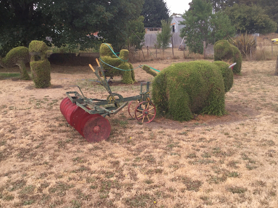 Topiary Trail景点图片