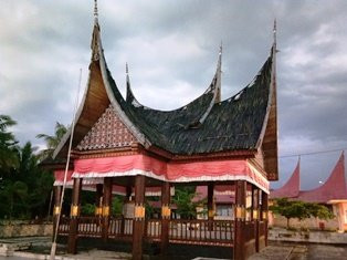 Muhammad Yamin Cemetery景点图片