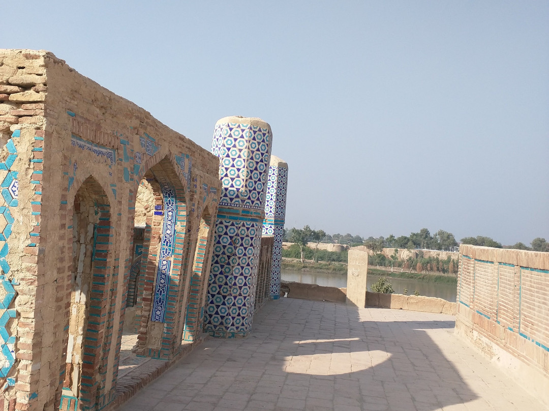 Tomb of Seven Sisters-Sukkur必去景点