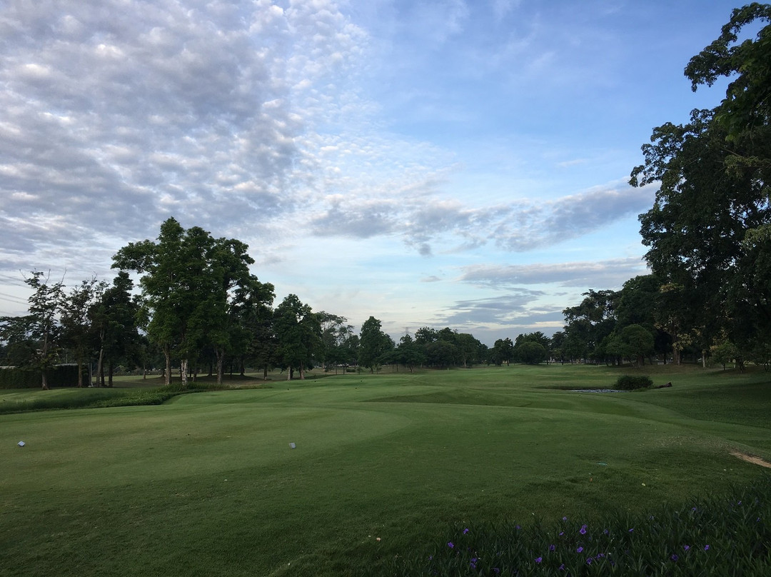 Flora Ville Golf & Country Club-巴吞他尼必去景点