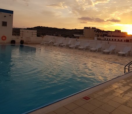 Oriana Hotel-泳池
