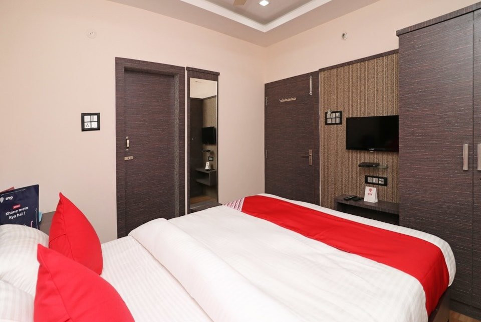 Hotel Barney Grand主图