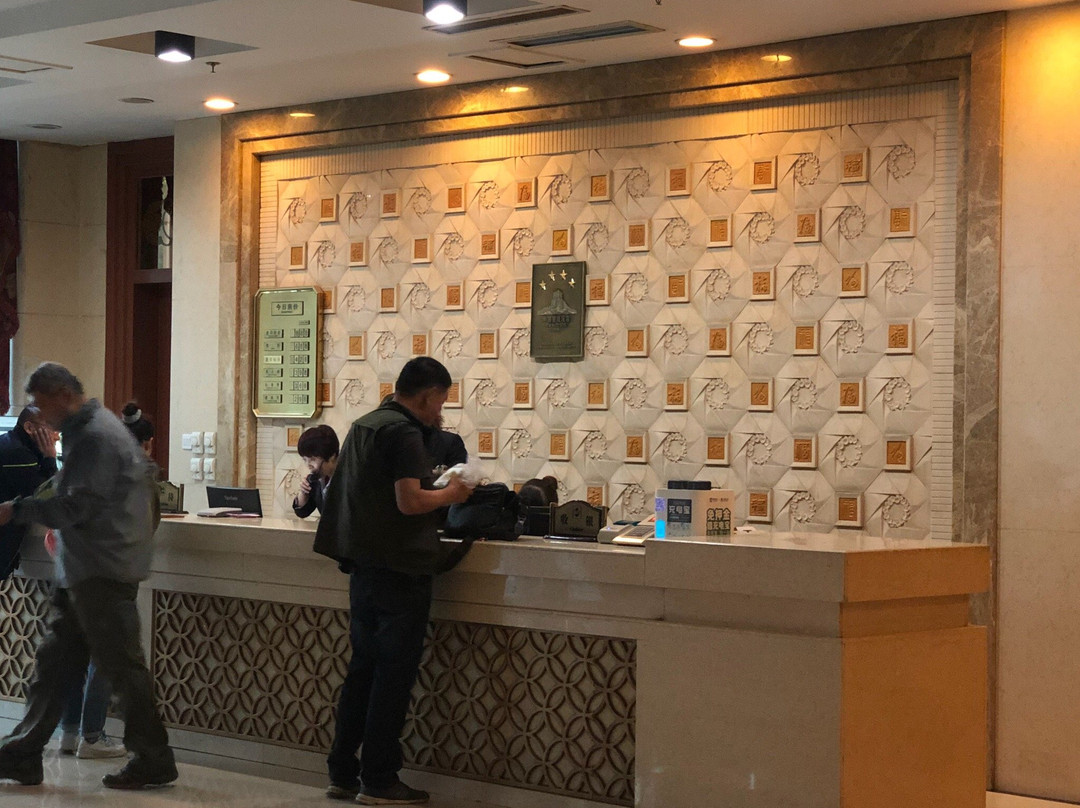 金泽大酒店主图