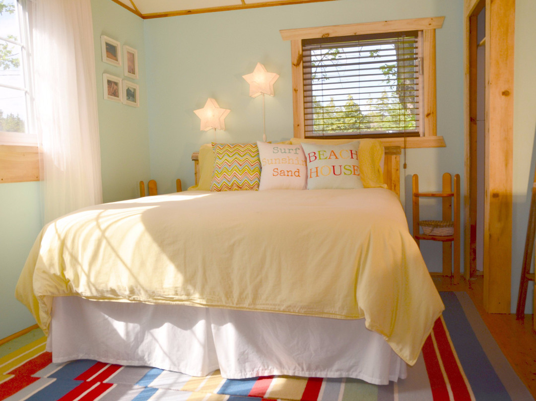 GoodView Cottages by Stanhope Beach