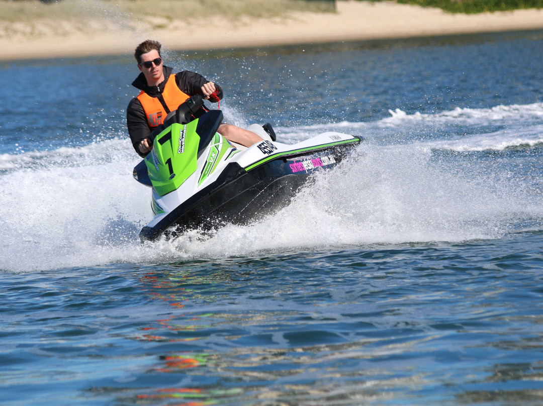 Surfers Jetski Tours-冲浪者天堂必去景点