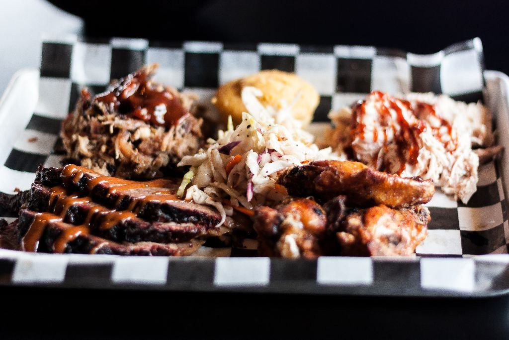 Farmer City餐馆和美食-Project 47 Smokehouse